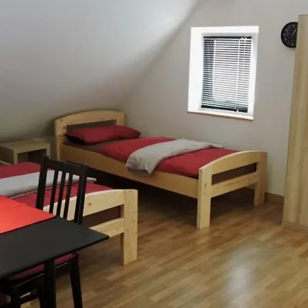 Boardinghouse Hauptstrasse23a דירה *