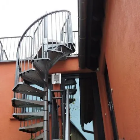 Boardinghouse Hauptstrasse23a * בול